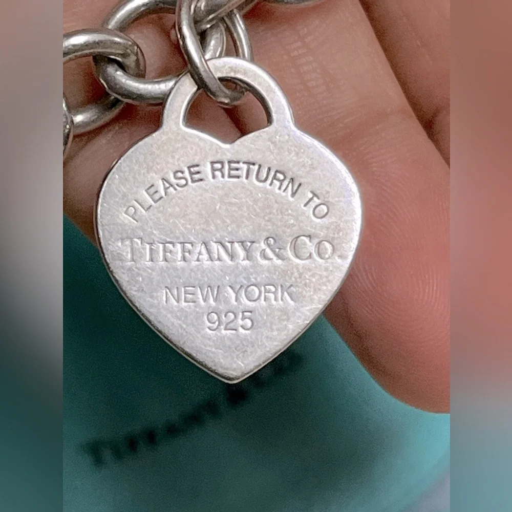 Tiffany & Co. blueish/greenish Enamel Return to Tiffany Heart Tag Bracelet - Picture 10 of 12